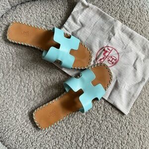 “Oran” style sandals